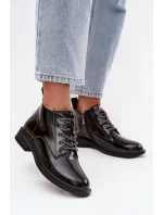 Lakované kožené dámské botky D&A – černé