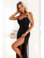 645-1 Přiléhavé maxi šaty s obálkovým výstřihem a rozparkem - černé s elegantním vzorem