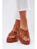 Dámské sandály na platformě a klínu camel Nelithraea Dámské sandály na platformě a klínu camel Nelithraea