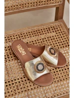 Kožené sandály s ozdobou na plochém podpatku Zazoo 3047/O zlaté