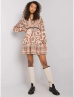 Šaty DHJ SK 15053.61 béžová Šaty DHJ SK 15053.61 béžová