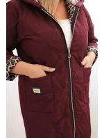 Dámská zimní prošívaná bunda Plus Size s podšívkou v leopardím vzoru a kapucí bordová