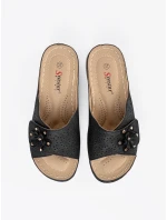 Pohodlné dámské  nazouváky černé na plochém podpatku