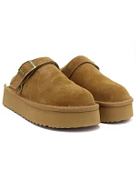 Dámské kožené zateplené žabky na platformě v barvě camel, Big Star UU274696 Dámské kožené zateplené žabky na platformě v barvě camel, Big Star UU274696