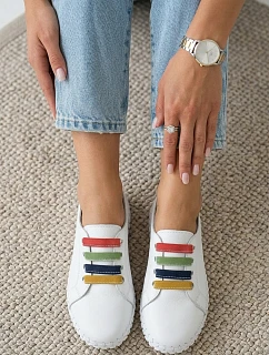 Kožené dámské polobotky Vinceza 95376 Bílé