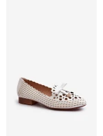 Dámské bílé lodičky s průpletovou mašlí Nestavia