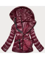 Krátká dámská zimní bunda v třešňové barvě (23066-7)