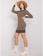 Šaty TW SK BI ZS5218.50 velbloudů Šaty TW SK BI ZS5218.50 velbloudů