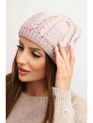 Dámská zimní čepice z vlny s copánkovým vzorem K452 fialová