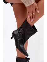 Vklouznutí Dámské Kotníkové Boty S Volnou Špičkou Černé Jessalia