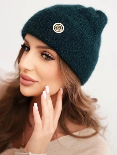 Dámská zimní čepice huňatá s ozdobným knoflíkem mořská