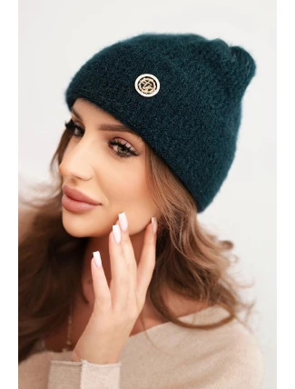 Dámská zimní čepice huňatá s ozdobným knoflíkem mořská