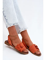 Kožené semišové sandály na plochém podpatku s ozdobným květem Zazoo 407471 Oranžové