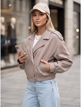 Krátký dámský dvouřadý kabát v béžové barvě FashionStreet TY6025 Krátký dámský dvouřadý kabát v béžové barvě FashionStreet TY6025