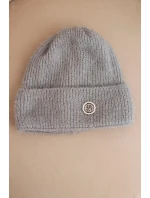 Dámská zimní čepice chlupatá s ozdobným knoflíkem tmavě šedá Dámská zimní čepice chlupatá s ozdobným knoflíkem tmavě šedá