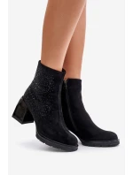 Zateplené dámské boty na podpatku se zdobením černé D&A MR880-130 Zateplené dámské boty na podpatku se zdobením černé D&A MR880-130