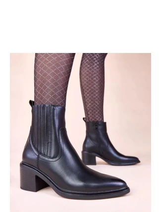 Boty na podpatku  model 222368 Solea