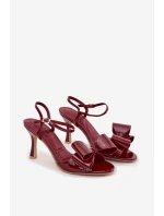 Lakované sandály na podpatku s mašlí Bordó Noliva