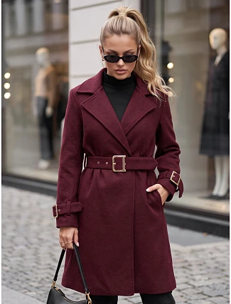Elegantní dámský kabát s výstřihem a páskem v barvě bordó, FashionStreet NY0786 Elegantní dámský kabát s výstřihem a páskem v barvě bordó, FashionStreet NY0786