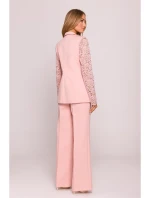 M865 Blejzr s krajkovými panely a jedním knoflíkem - pudrový M865 Blejzr s krajkovými panely a jedním knoflíkem - pudrový