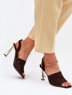 Semišové sandály na jehlovém podpatku se zdobeným náramkem CheBello 4440 čokoládové