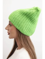 Dámská zimní čepice s vlnou v kočičím střihu z pruhované pleteniny K419 zelená Dámská zimní čepice s vlnou v kočičím střihu z pruhované pleteniny K419 zelená