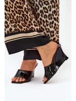 Lakované Dámské Pantofle Na Klínu Černé Nelithin