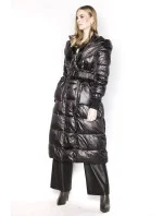 Černá dlouhá dámská bunda s opaskem (ag8-8002) Černá dlouhá dámská bunda s opaskem (ag8-8002)