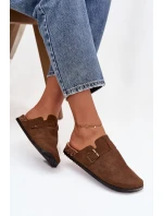 Dámské pantofle a chodaki na platformě s přezkou – hnědé Selio Dámské pantofle a chodaki na platformě s přezkou – hnědé Selio