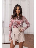 Kraťasy s sukňovou dolní částí model 209374 LaBalancia