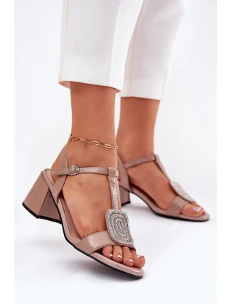 Kožené Lakované Dámské Sandály Na Podpatku S Ozdobou Vinceza 91134 Béžové