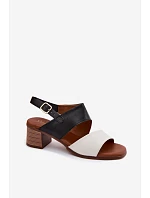Sandály na podpatku  model 227912 Step in style