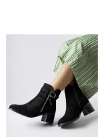 Boty na podpatku model 205112 Solea Boty na podpatku model 205112 Solea