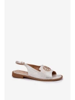 Dámské Sandály Na Plochém Podpatku S Ozdobou S.Barski KV51-002 Stříbrné Dámské Sandály Na Plochém Podpatku S Ozdobou S.Barski KV51-002 Stříbrné