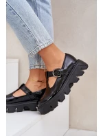 Lakované Kožené Polobotky S Přezkou Černé Zazoo 20183