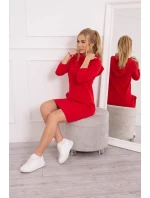Šaty s kapucí a kapsami červené