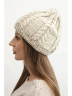 Dámská zimní čepice z vlny s copánkovým vzorem K452 tmavě béžová