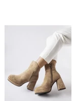 Boty na podpatku model 205870 Solea Boty na podpatku model 205870 Solea