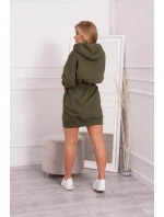 Dámské šaty s kapucí 68470 Khaki zelená - K-Fashion