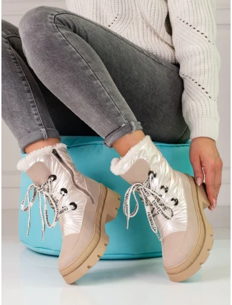 Jedinečné sněhule hnědé dámské na plochém podpatku Jedinečné sněhule hnědé dámské na plochém podpatku