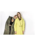 Zelená prošívaná bunda s límcem (AG8-8010) Zelená prošívaná bunda s límcem (AG8-8010)