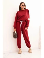 Dámská souprava máslová s volnou mikinou a kalhotami s nápisem LOVE bordová