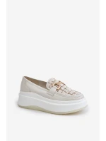 Kožené dámské mokasíny na platformě se zlatou ozdobou 89105 Vinceza světlobéžové