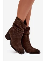 Kožené semišové kotníkové boty s nařasením na podpatku – čokoládové Zazoo