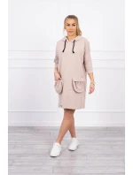 Béžové šaty s kapucí Béžové šaty s kapucí