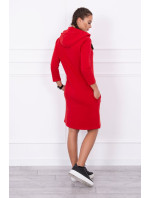 Šaty s kapucí a kapsami červené