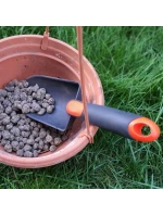 UNIVERZÁLNÍ ZAHRADNÍ RÝČ