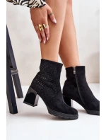 Zateplené dámské boty na podpatku se zdobením černé D&A MR880-130 Zateplené dámské boty na podpatku se zdobením černé D&A MR880-130