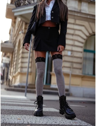 Ponožky Milena 1085 s širokou krajkou 37-41