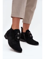 Semišové dámské polobotky s ozdobnými květinami Zazoo 3080 Černé Semišové dámské polobotky s ozdobnými květinami Zazoo 3080 Černé